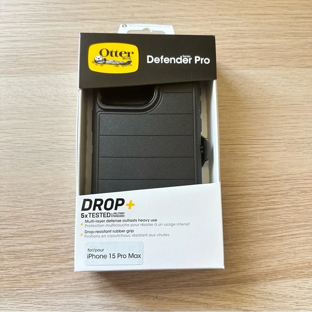 Otter box Defender Series Pro iPhone 15 Pro Max Case